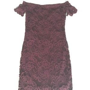 Maroon Charlotte Ruse Lace Dress XS/S